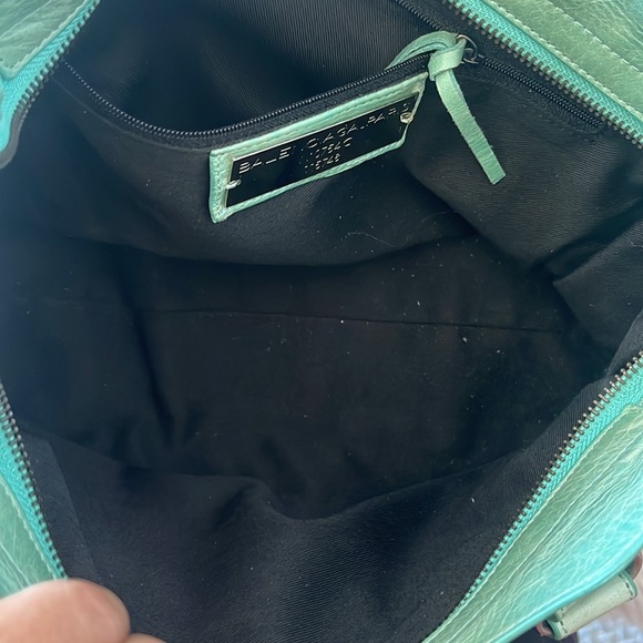 Authentic Balenciaga handbag - Picture 9 of 16